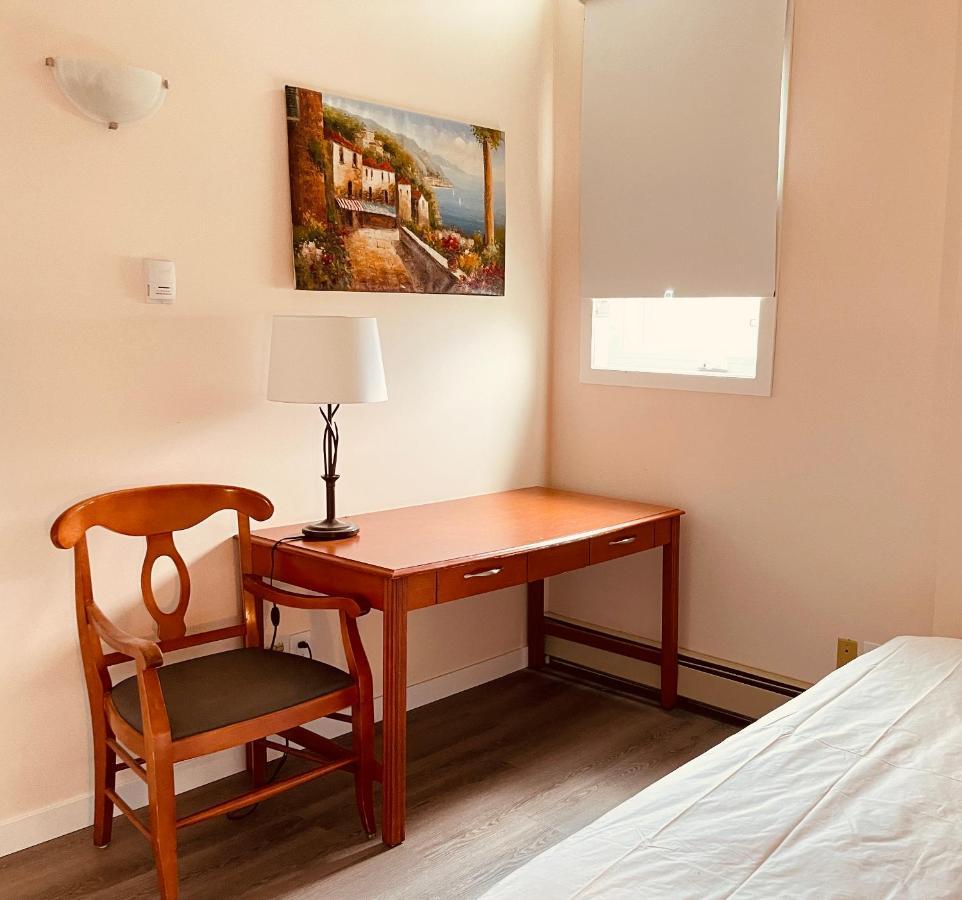Apartamento Unit #302 Mountain View 2 Beds In Dt Canmore Exterior foto